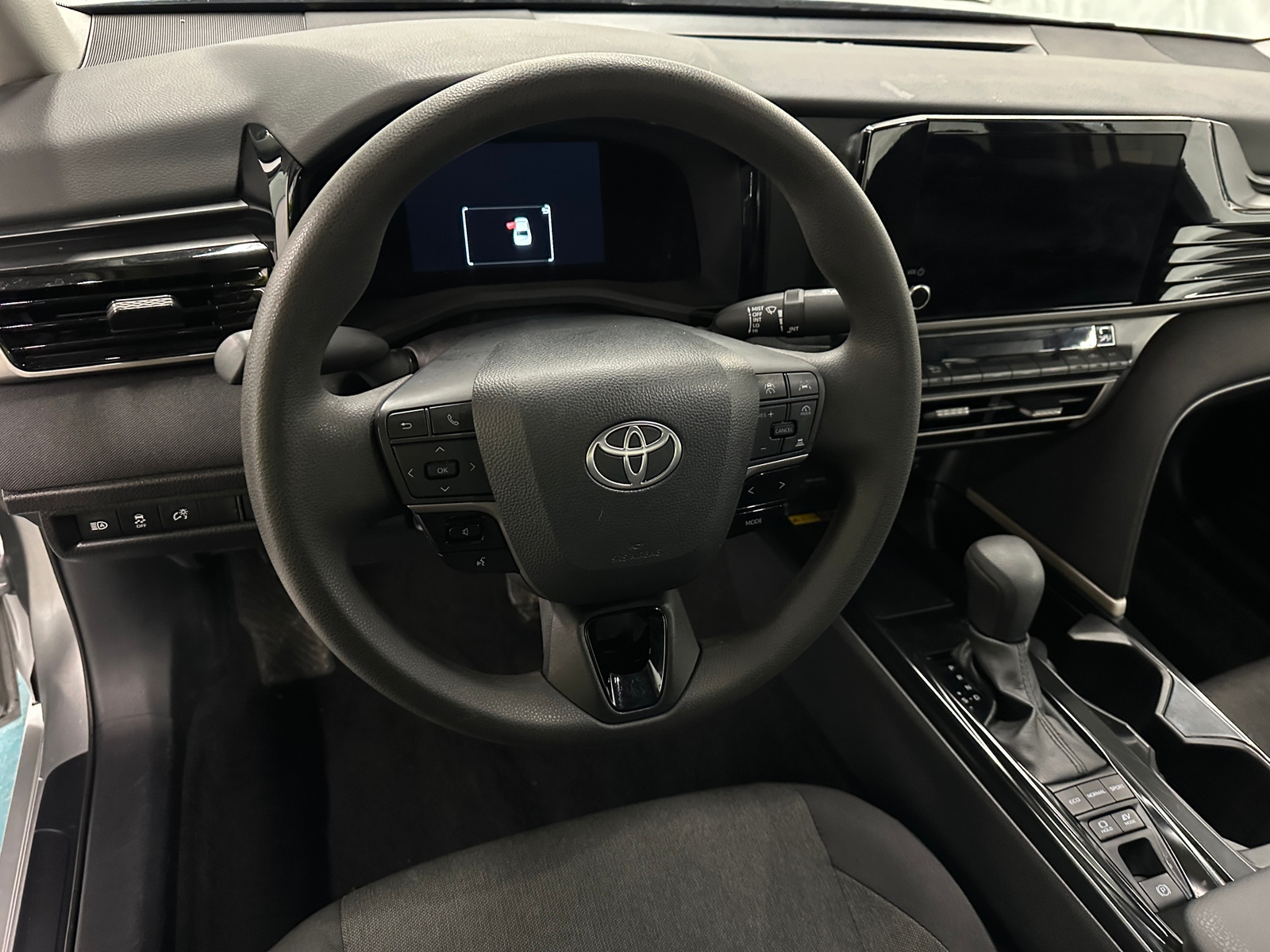 Thumbnail: 2025 Toyota Camry - 5