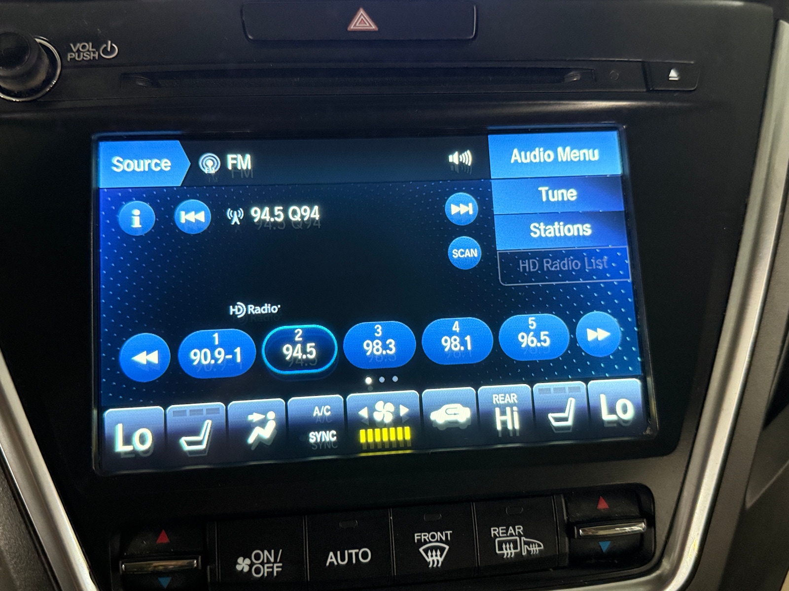 Thumbnail: 2018 Acura MDX - 3