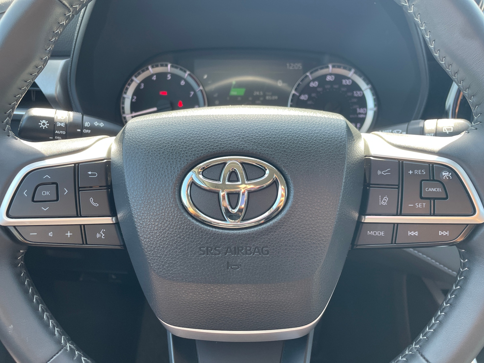 Thumbnail: 2025 Toyota Highlander - 5