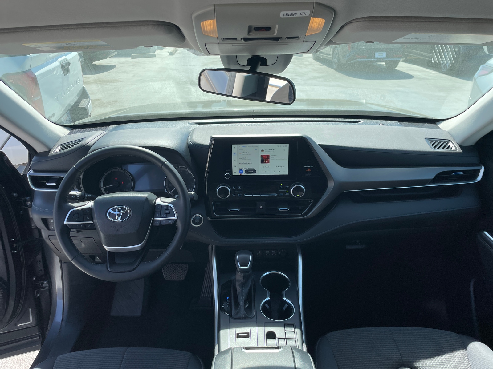 Thumbnail: 2025 Toyota Highlander - 3