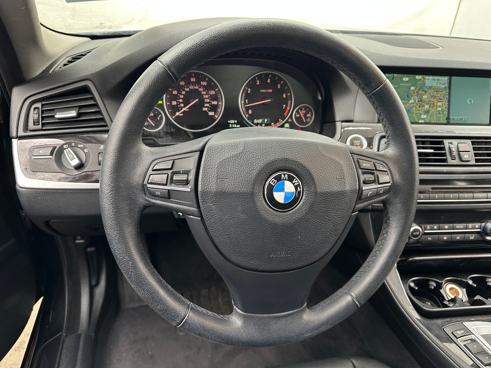 Thumbnail: 2013 BMW 5 Series - 4