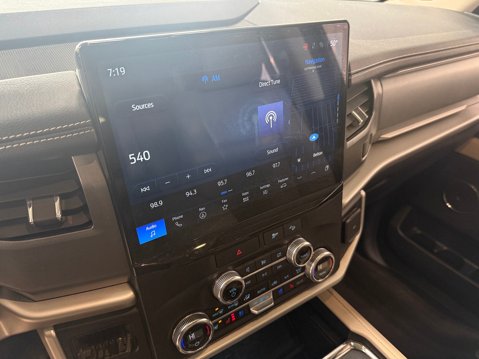 Thumbnail: 2022 Ford Expedition MAX - 3