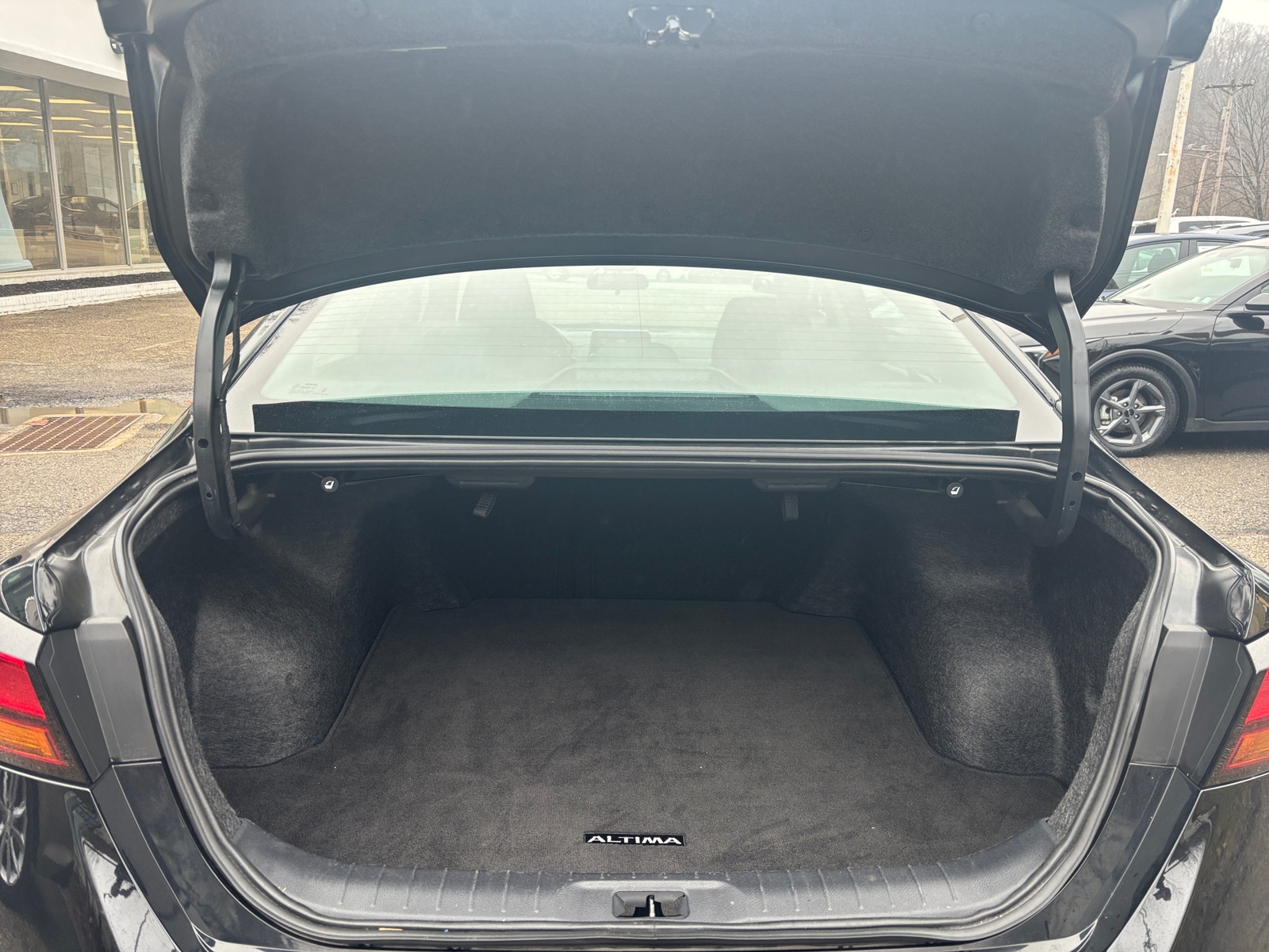 Thumbnail: 2025 Nissan Altima - 7