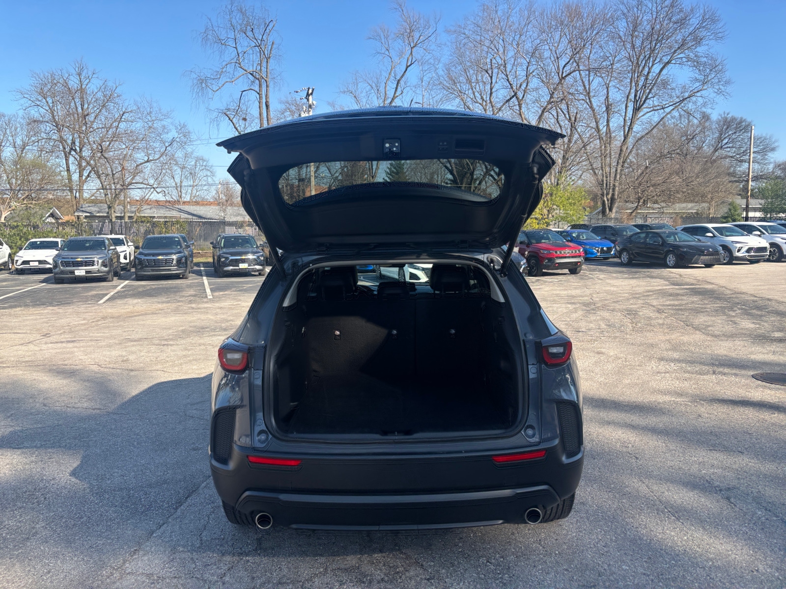 Thumbnail: 2025 Mazda CX-50 - 5