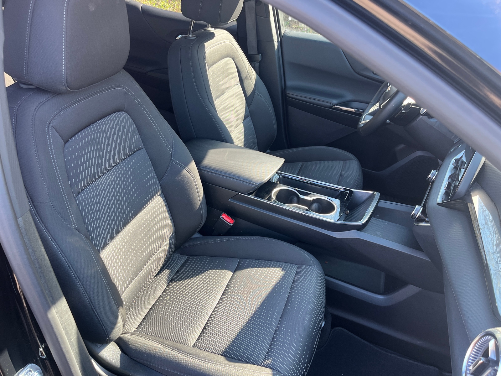 Thumbnail: 2025 Chevrolet Equinox - 2