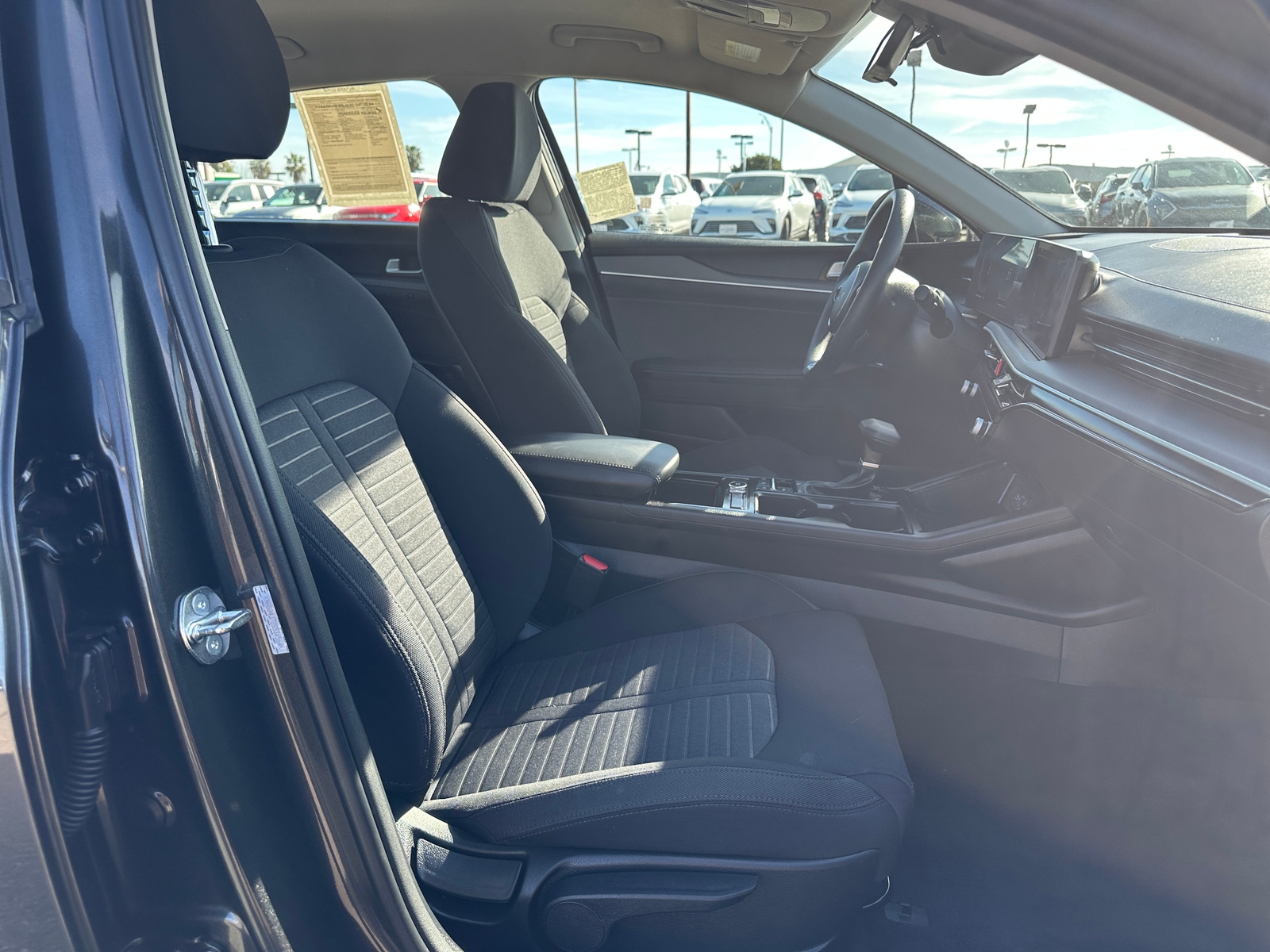 Thumbnail: 2025 Kia K5 - 2