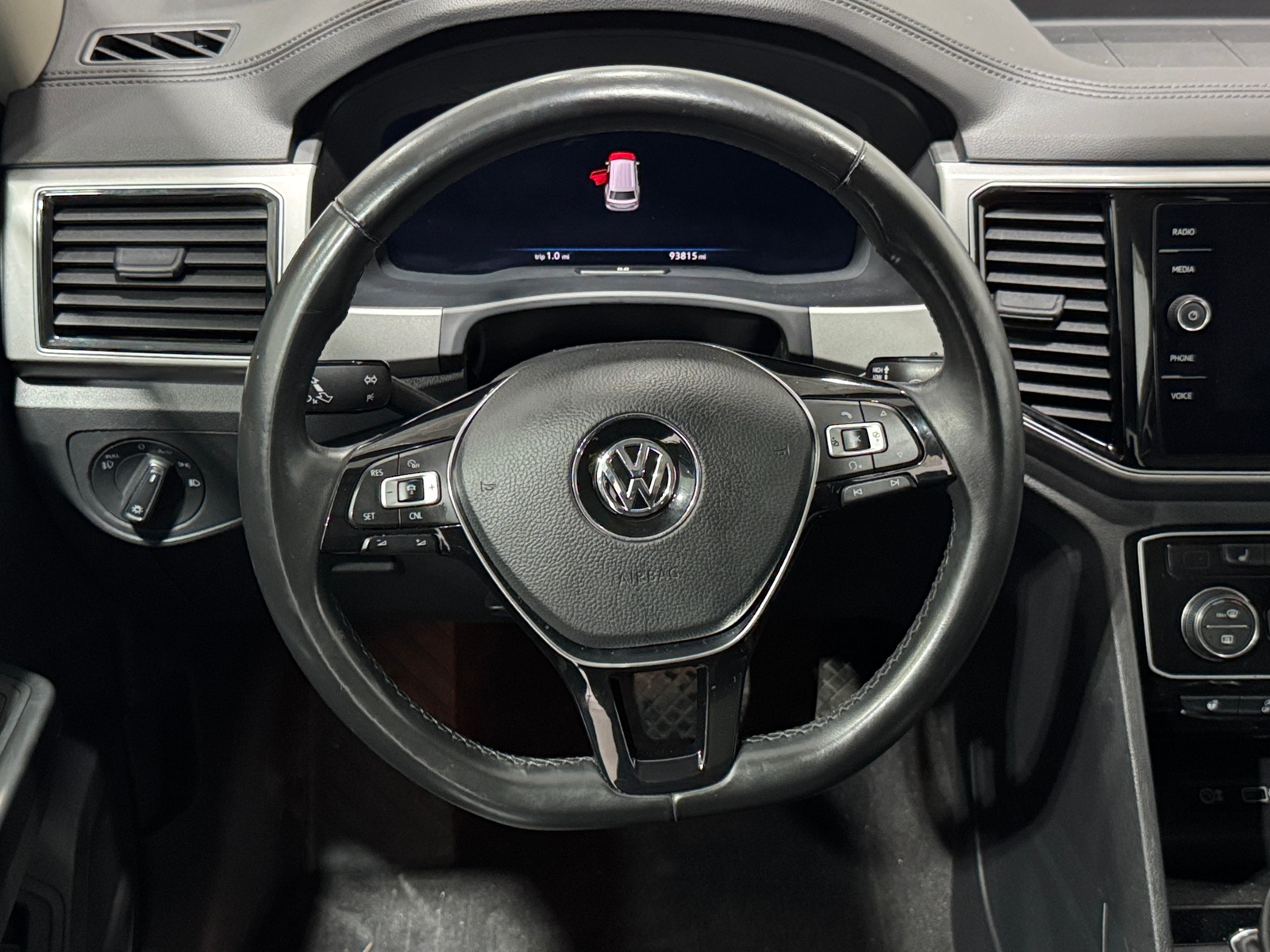 Thumbnail: 2018 Volkswagen Atlas - 4