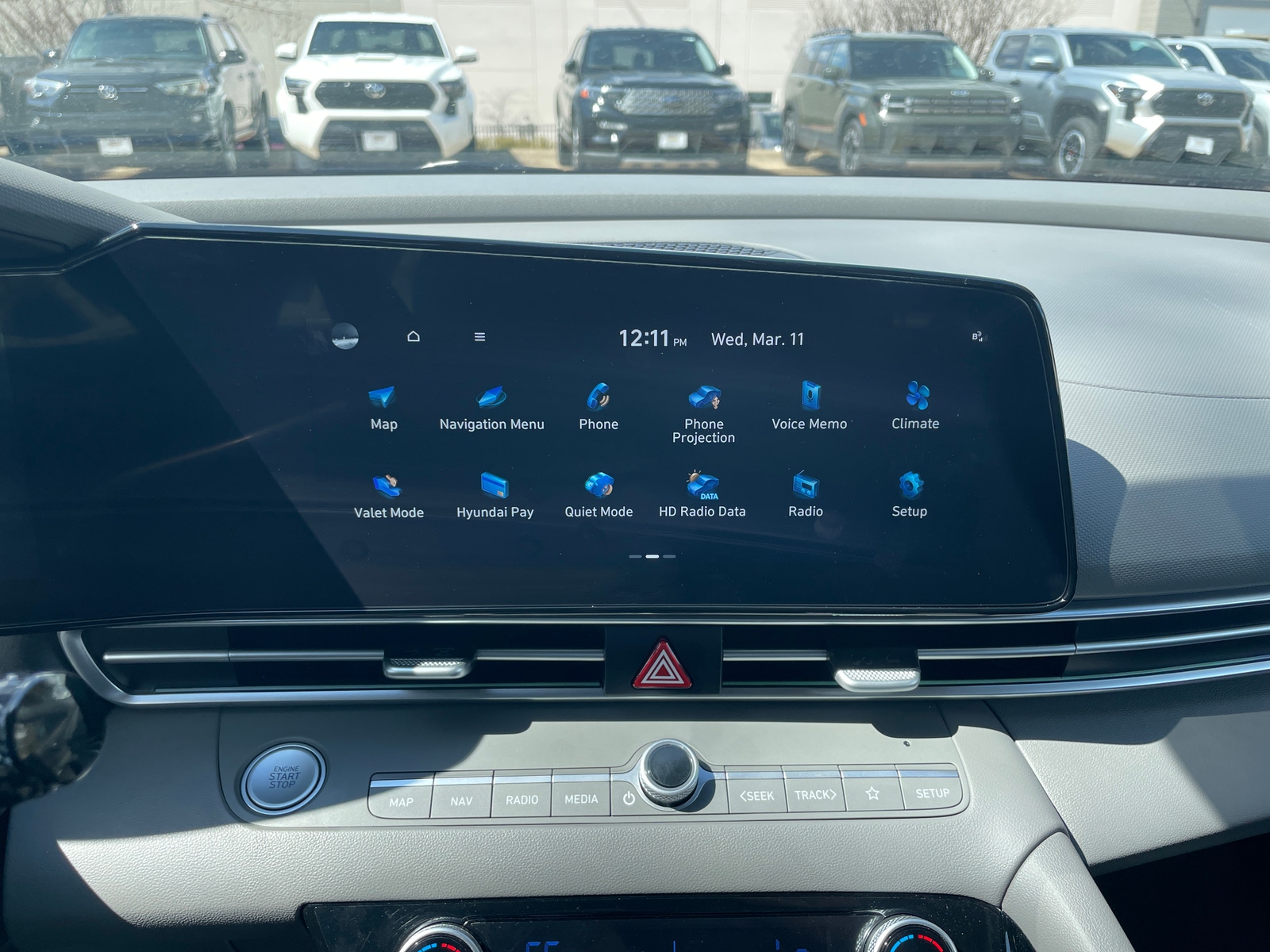 Thumbnail: 2025 Hyundai Elantra - 4