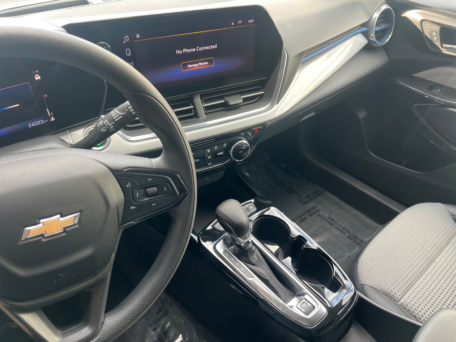 Thumbnail: 2025 Chevrolet Trax - 4