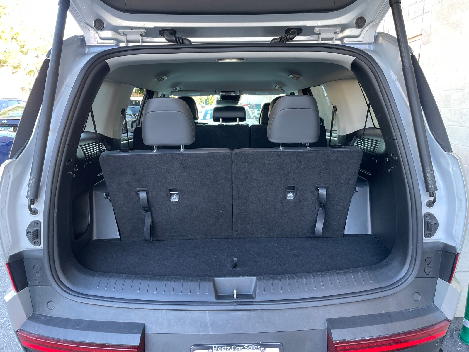 Thumbnail: 2025 Hyundai Santa Fe - 6