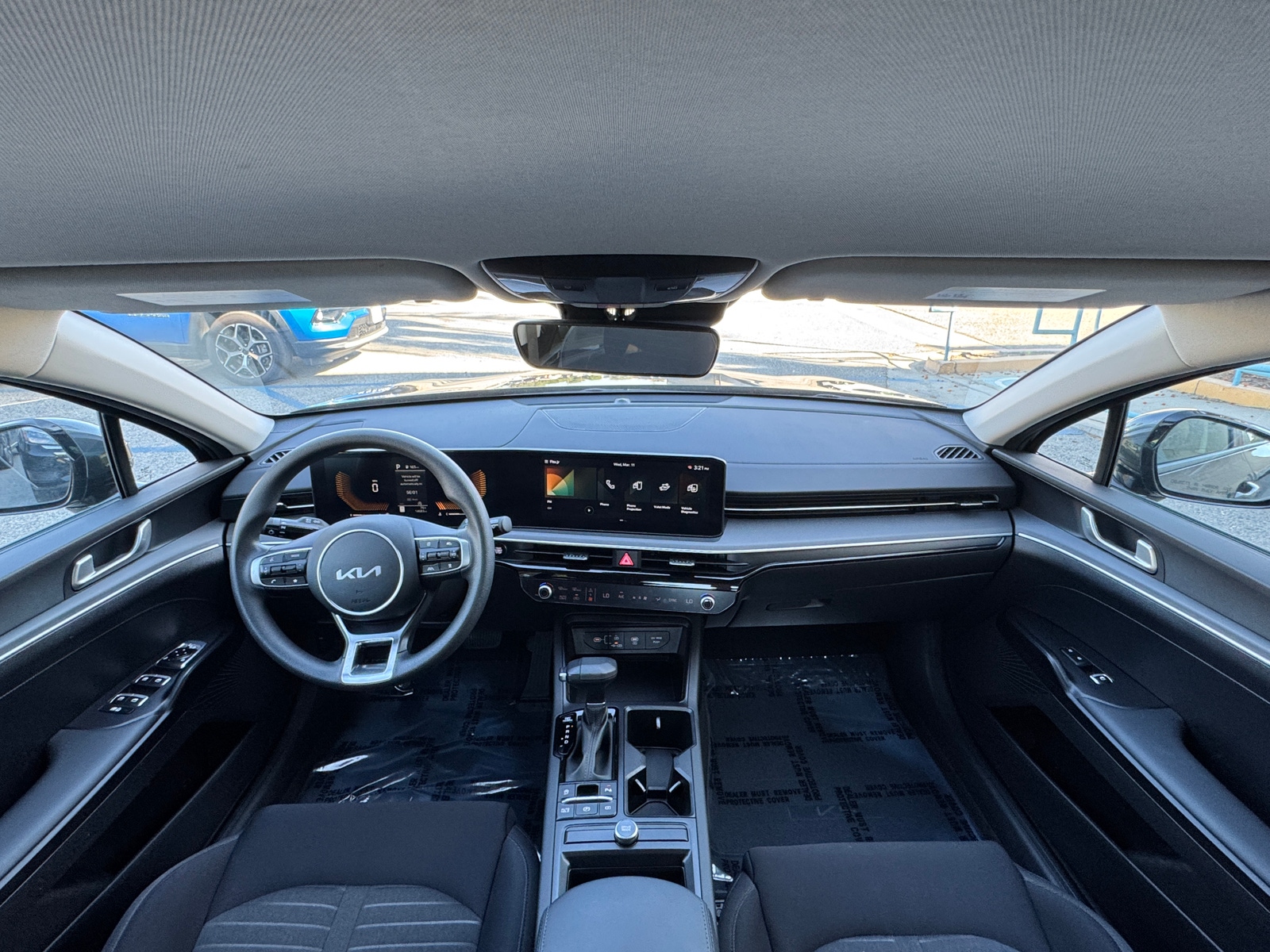 Thumbnail: 2025 Kia K5 - 3