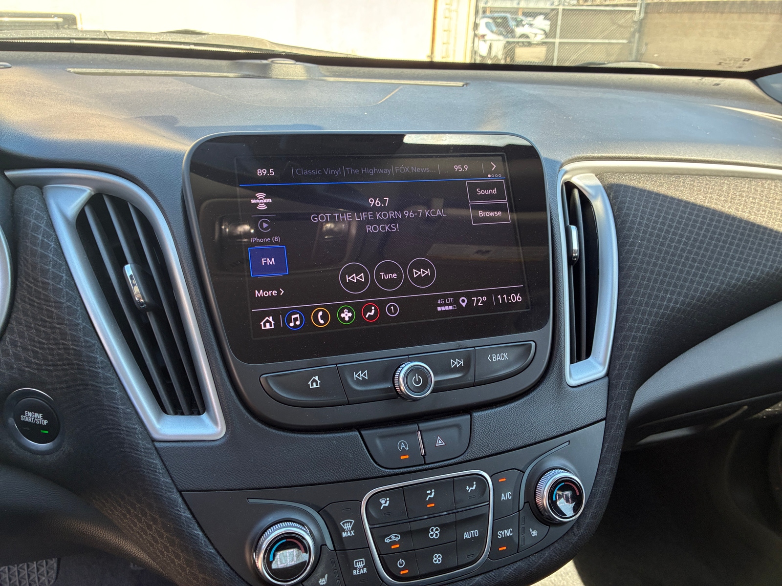 Thumbnail: 2024 Chevrolet Malibu - 4