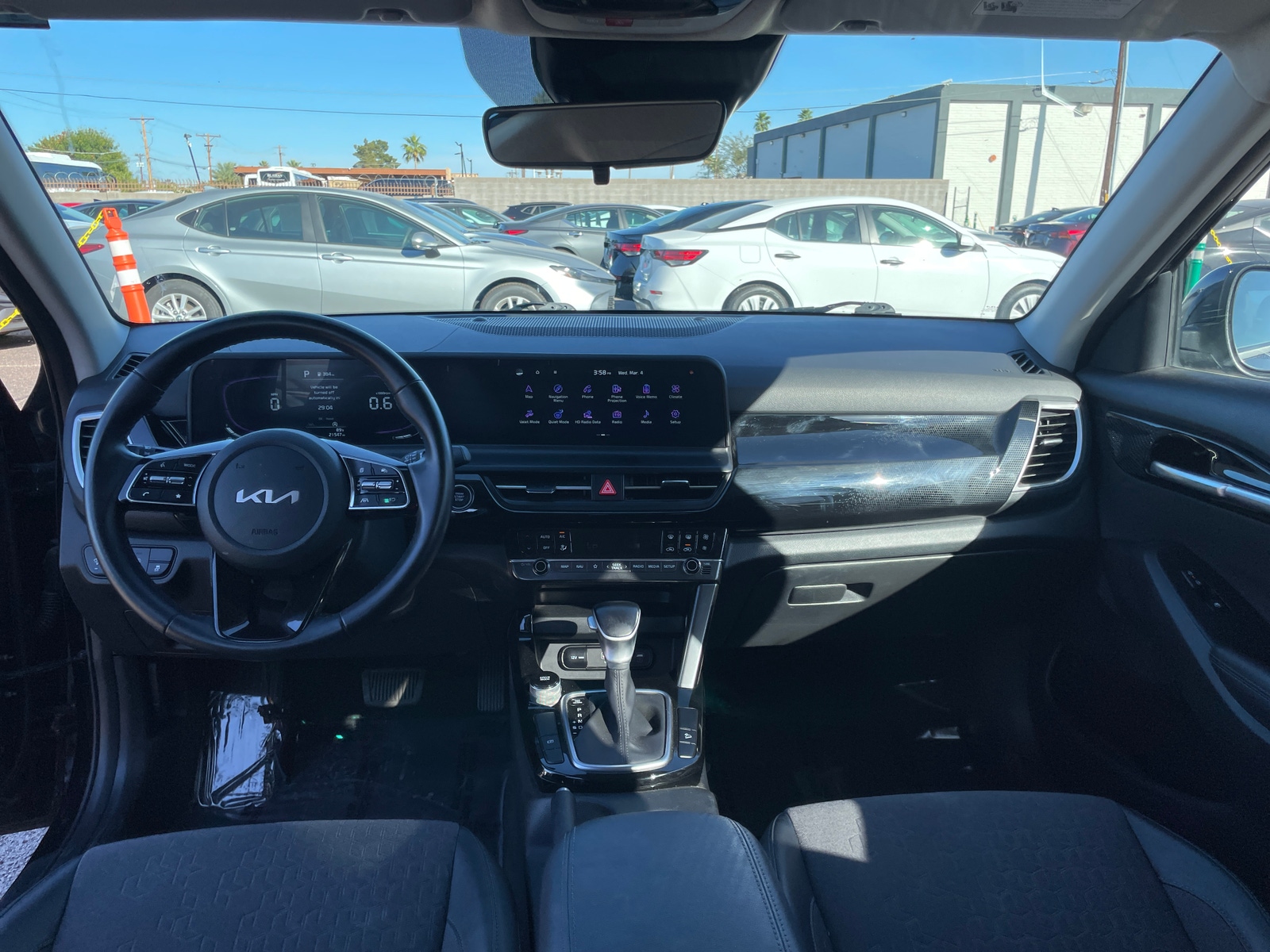 Thumbnail: 2025 Kia Seltos - 3