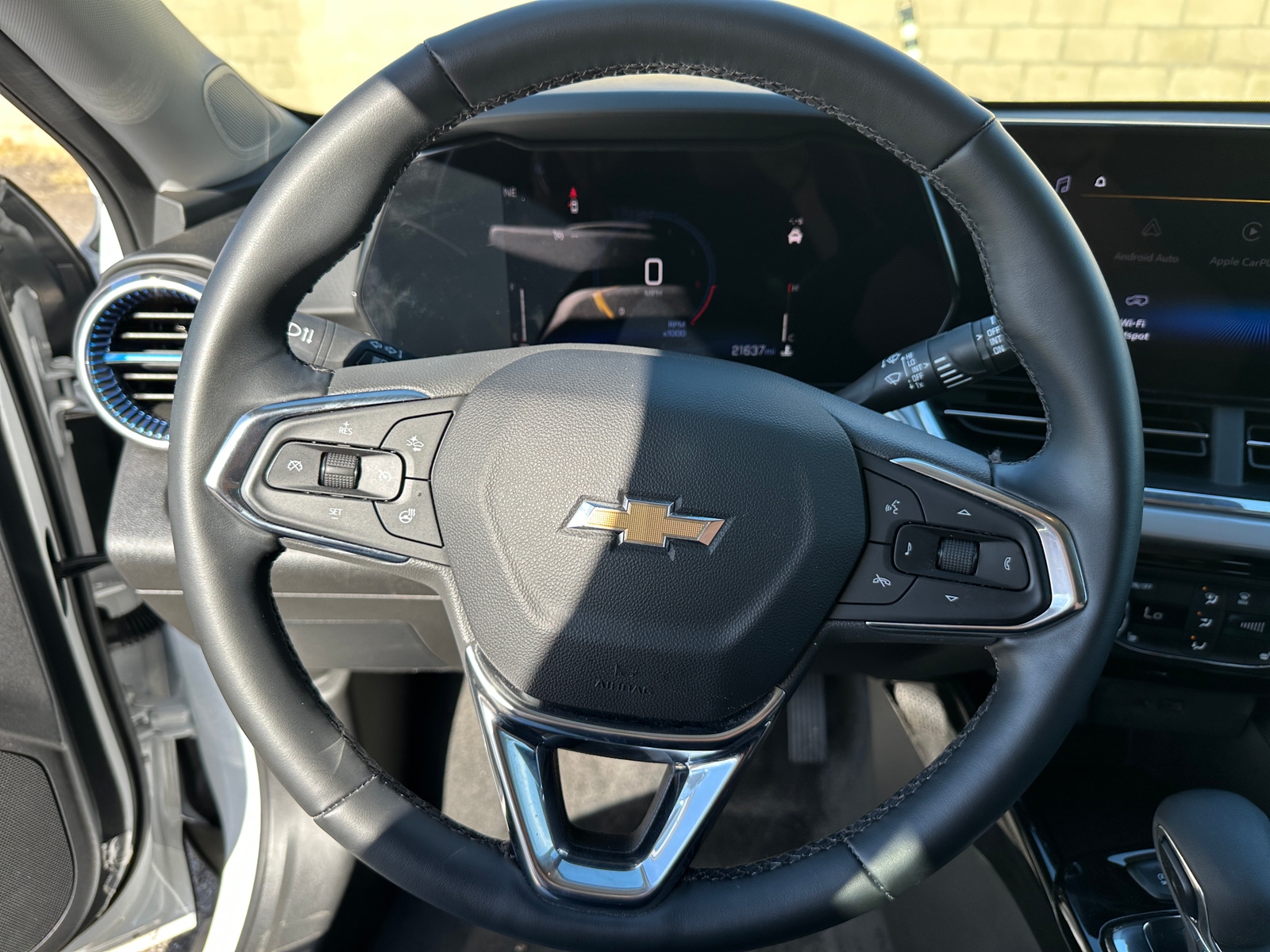 Thumbnail: 2025 Chevrolet Trax - 5