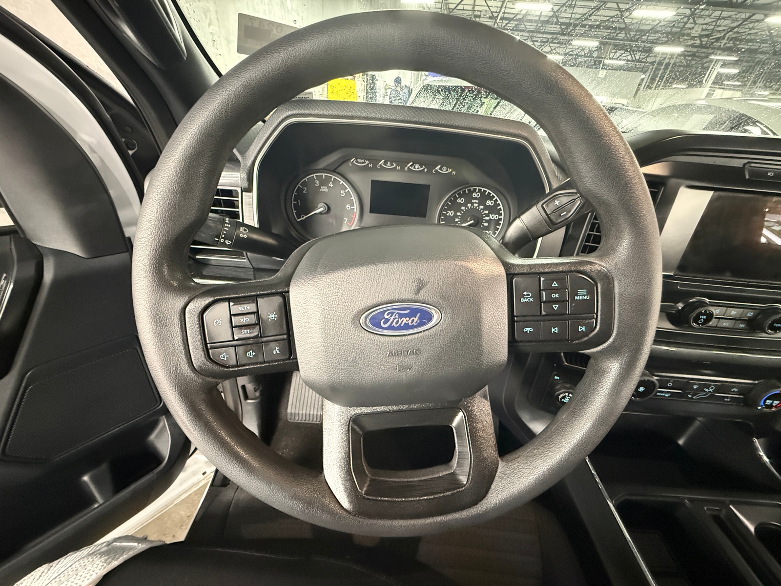 Thumbnail: 2022 Ford Econoline - 5