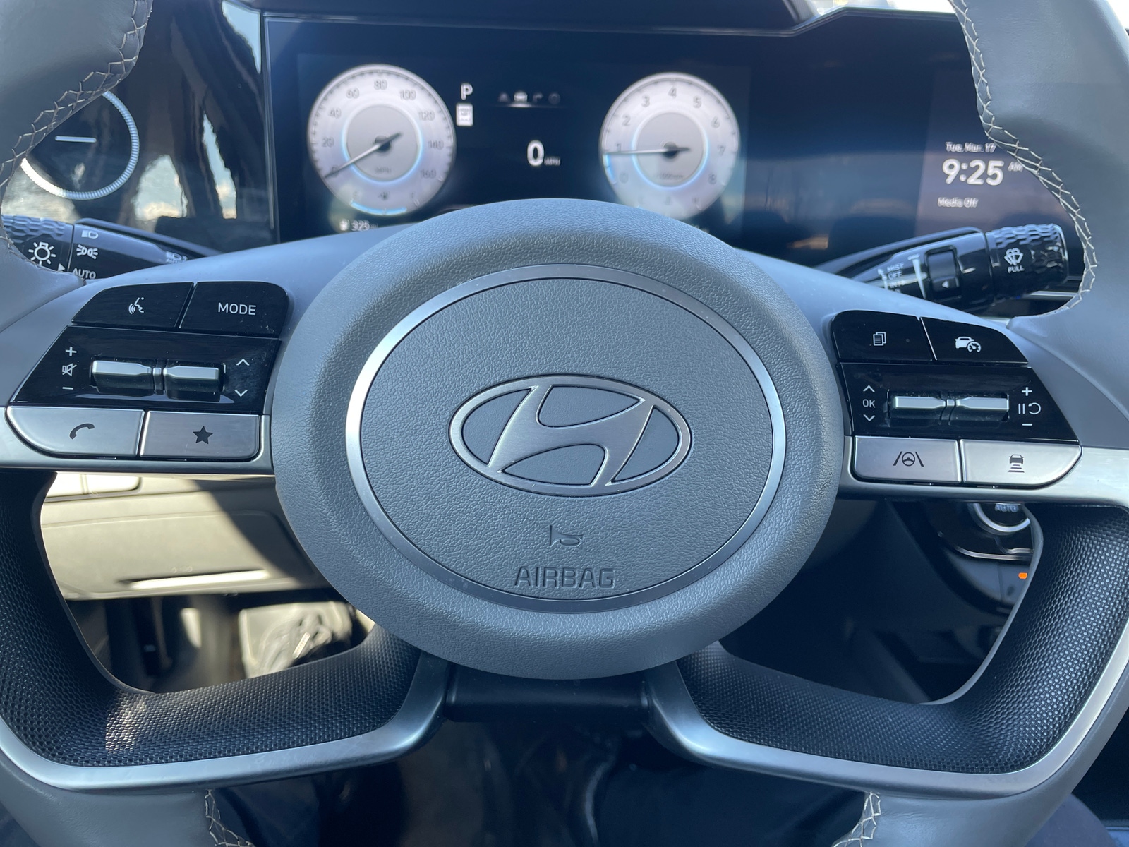 Thumbnail: 2025 Hyundai Elantra - 5