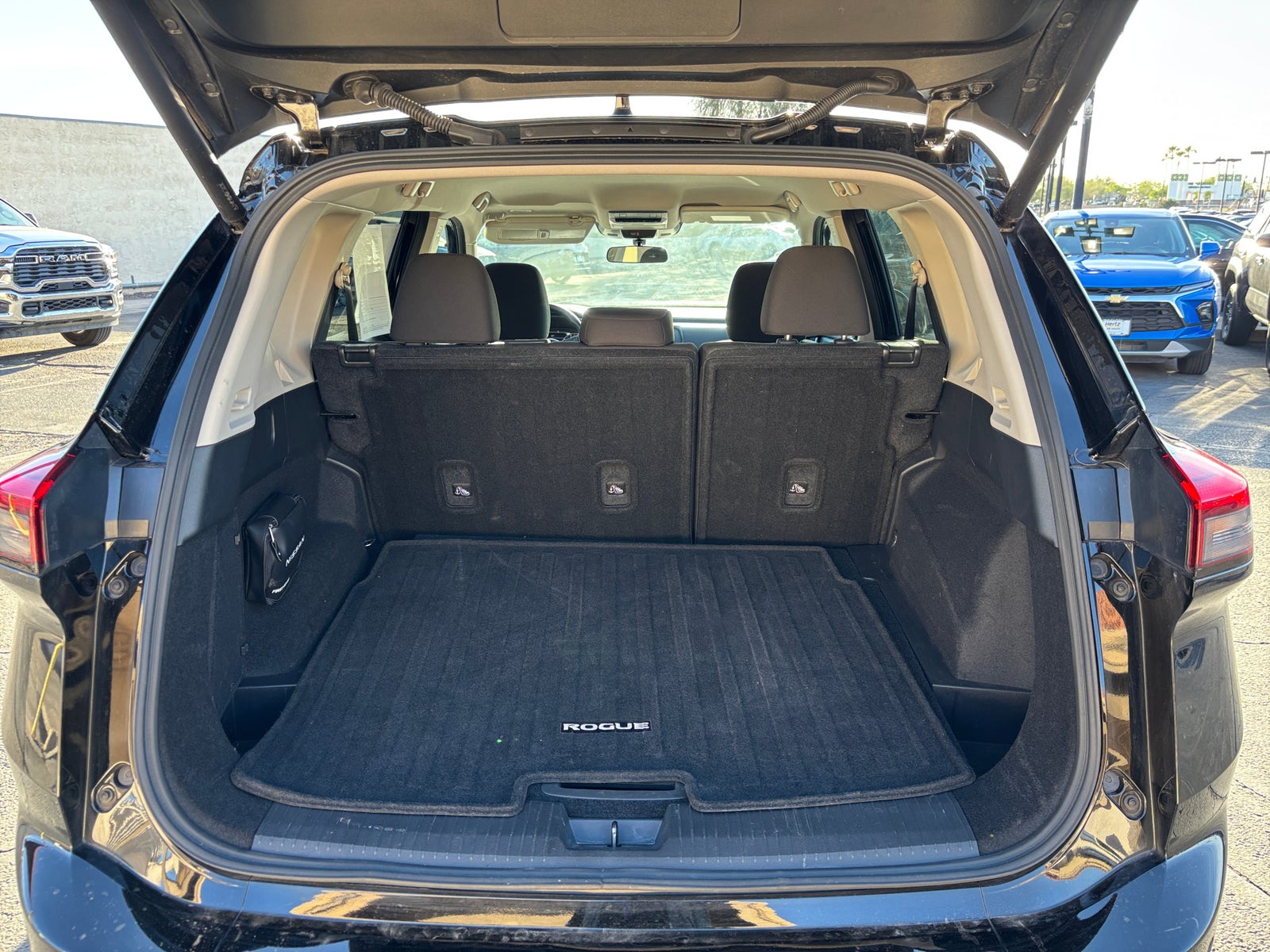 Thumbnail: 2025 Nissan Rogue - 7