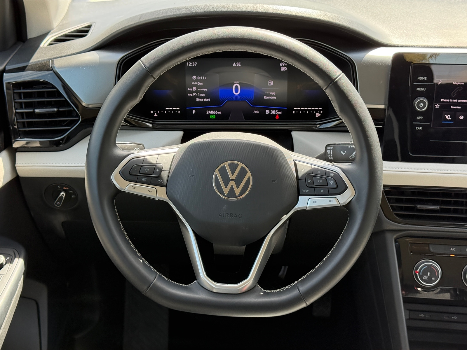 Thumbnail: 2025 Volkswagen Taos - 5