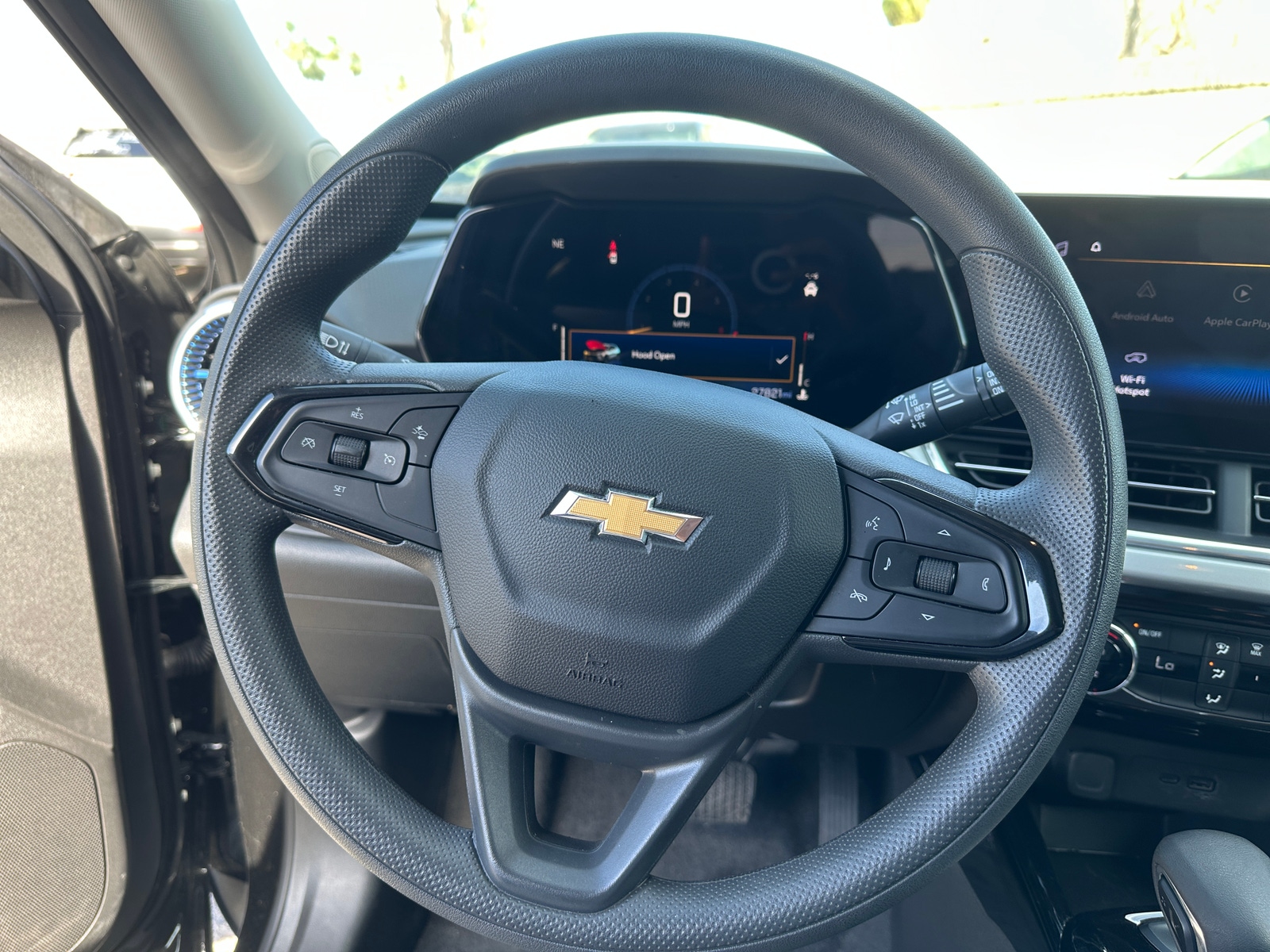 Thumbnail: 2025 Chevrolet Trax - 5