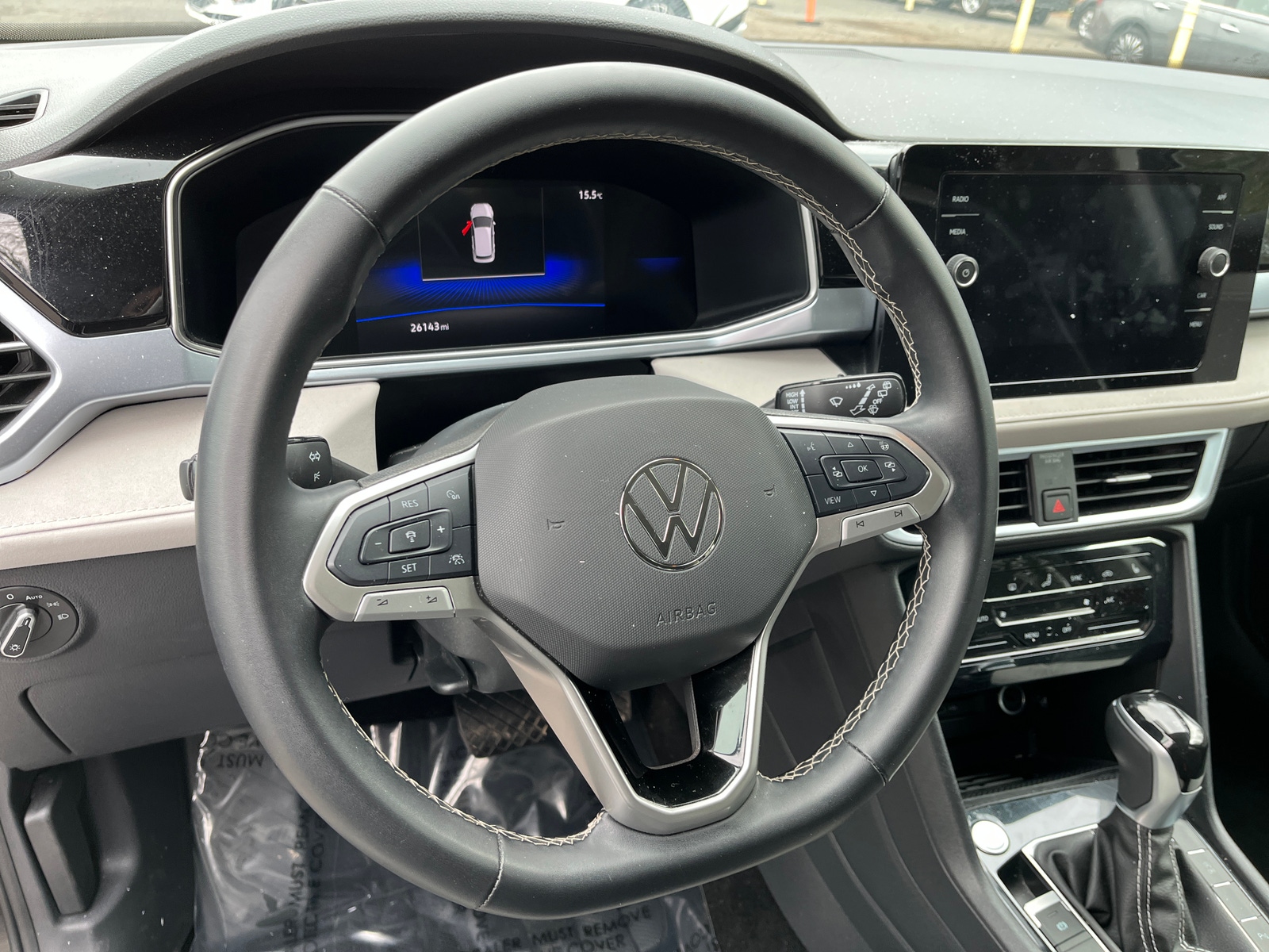 Thumbnail: 2025 Volkswagen Taos - 5