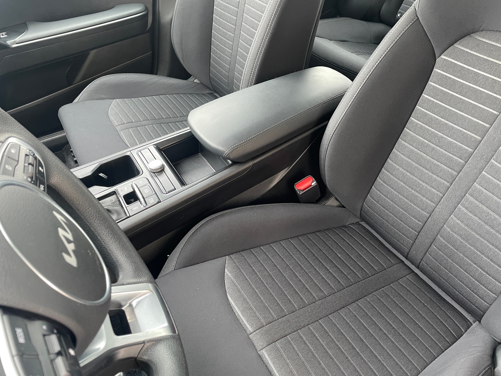 Thumbnail: 2025 Kia K5 - 2