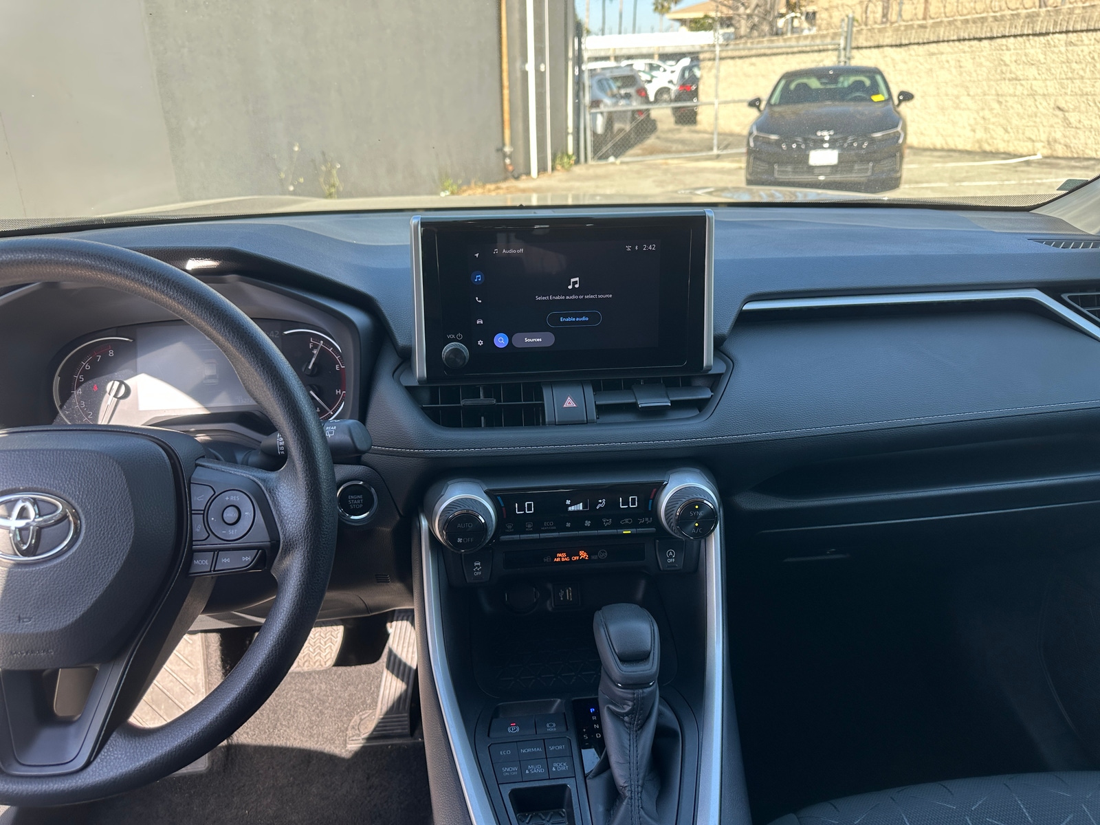 Thumbnail: 2025 Toyota RAV4 - 3