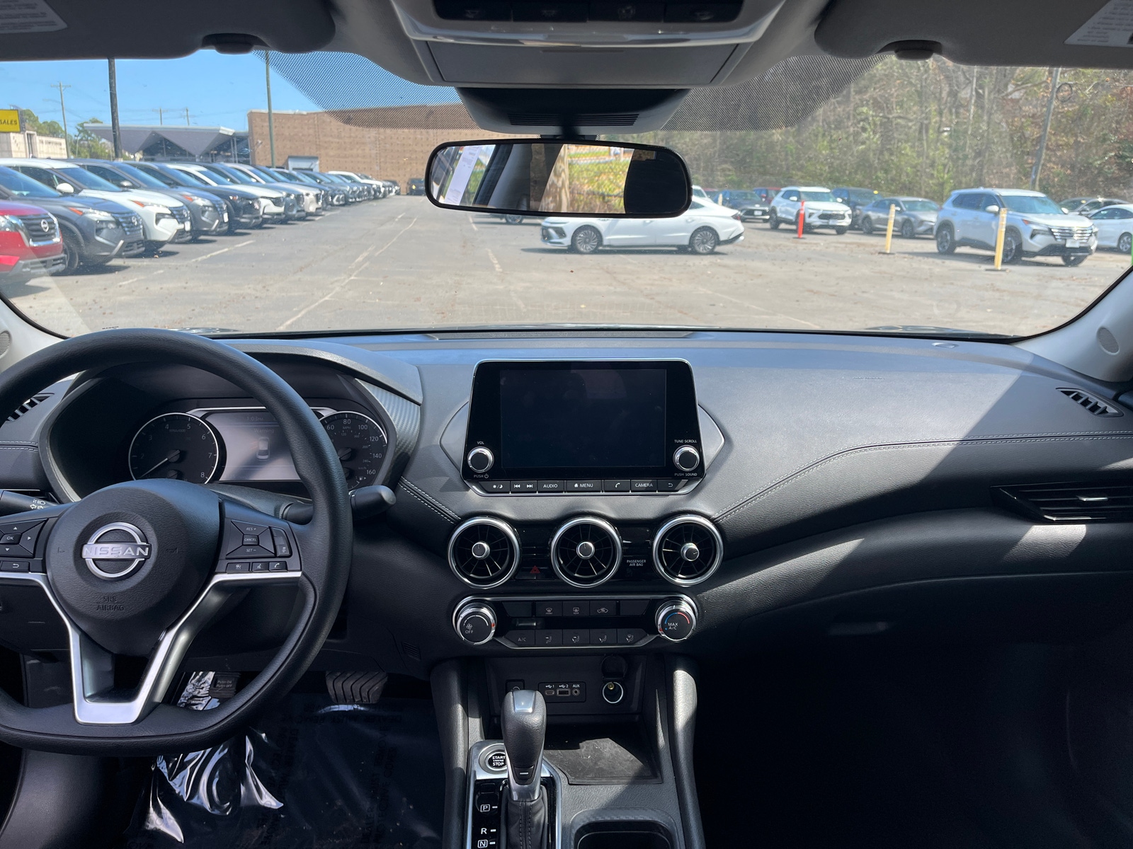 Thumbnail: 2025 Nissan Sentra - 3