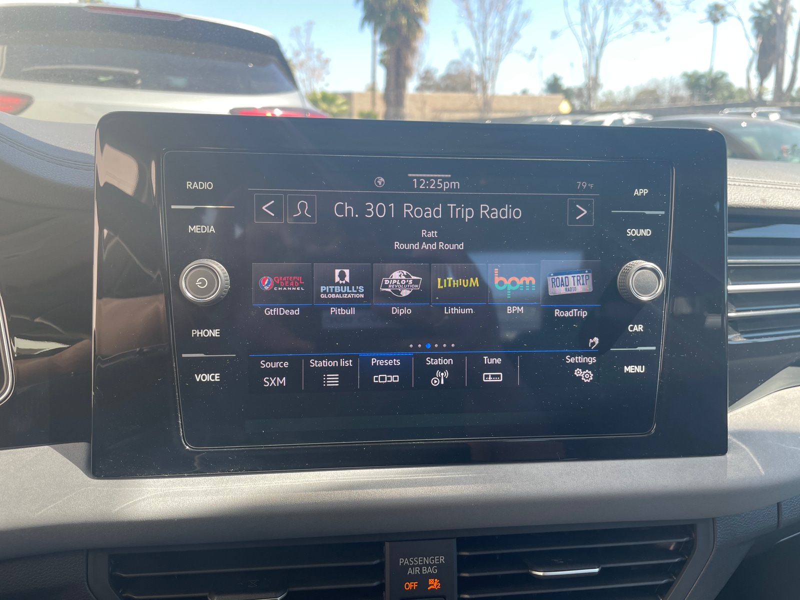 Thumbnail: 2025 Volkswagen Jetta - 4