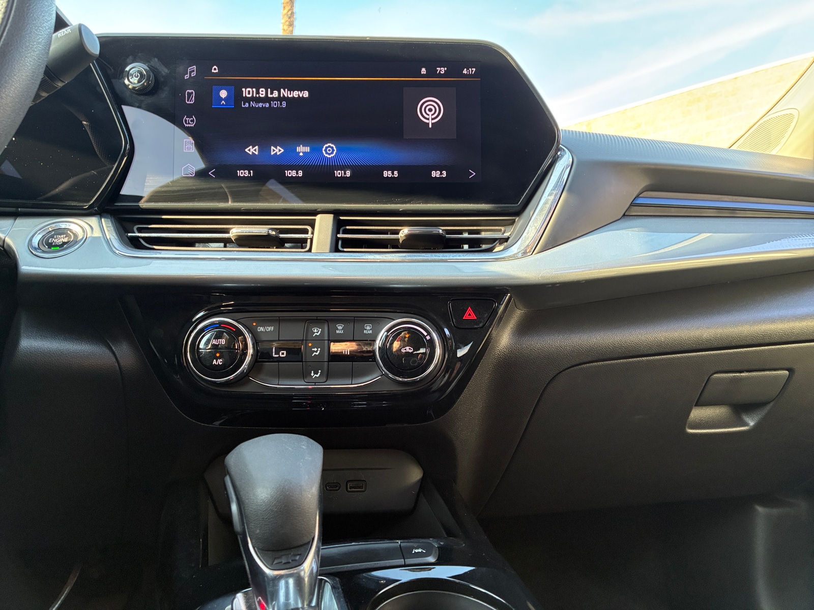 Thumbnail: 2025 Chevrolet Trax - 4