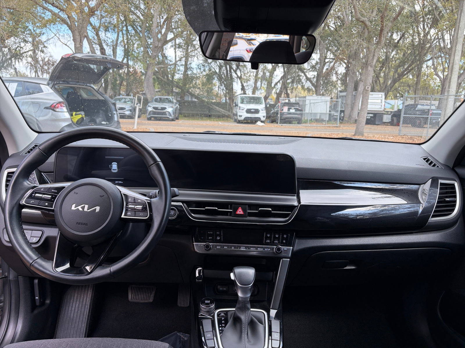 Thumbnail: 2025 Kia Seltos - 3