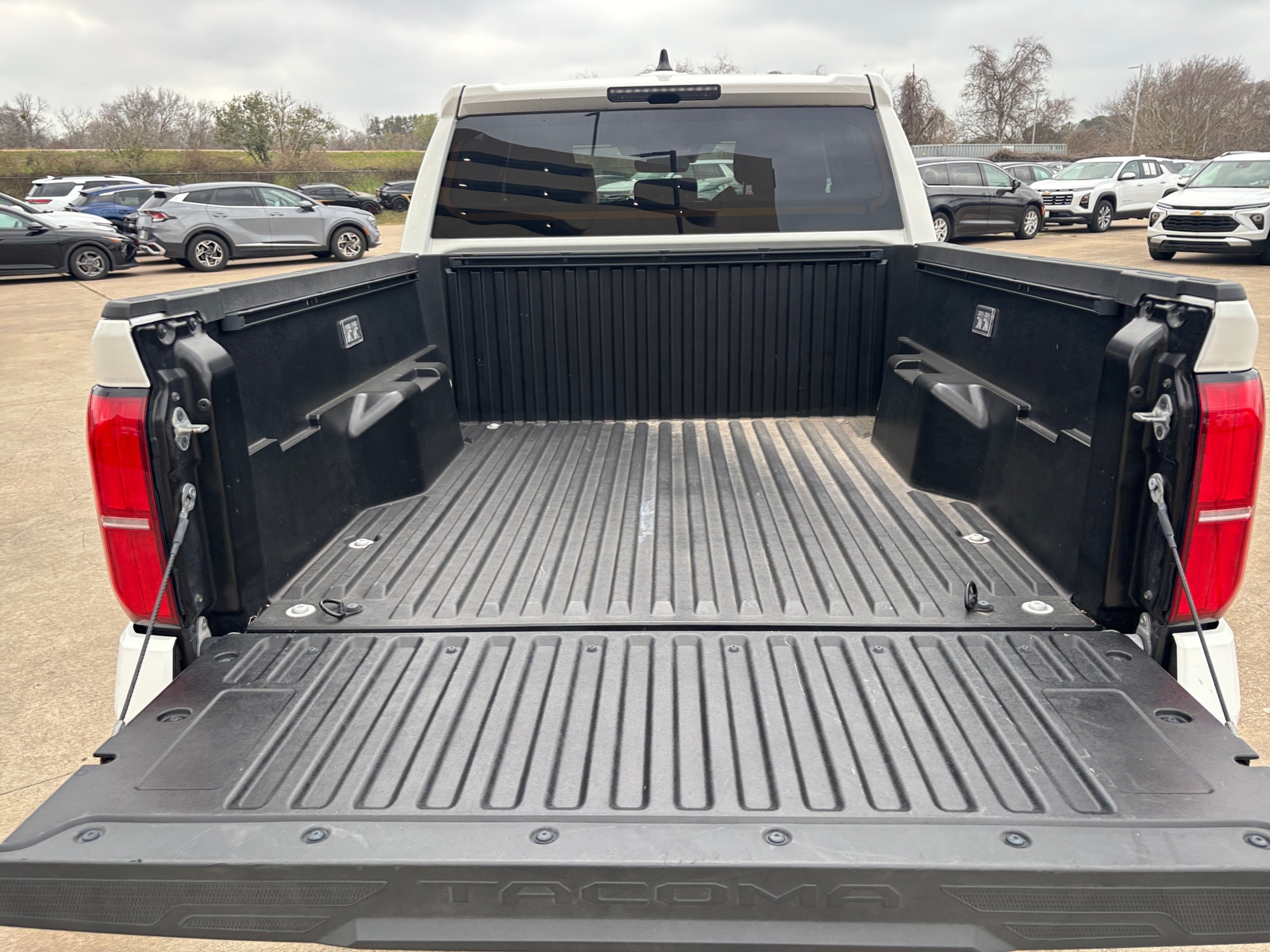 Thumbnail: 2024 Toyota Tacoma - 6