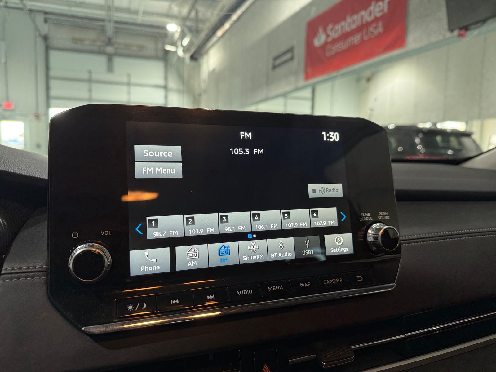 Thumbnail: 2023 Mitsubishi Outlander - 3