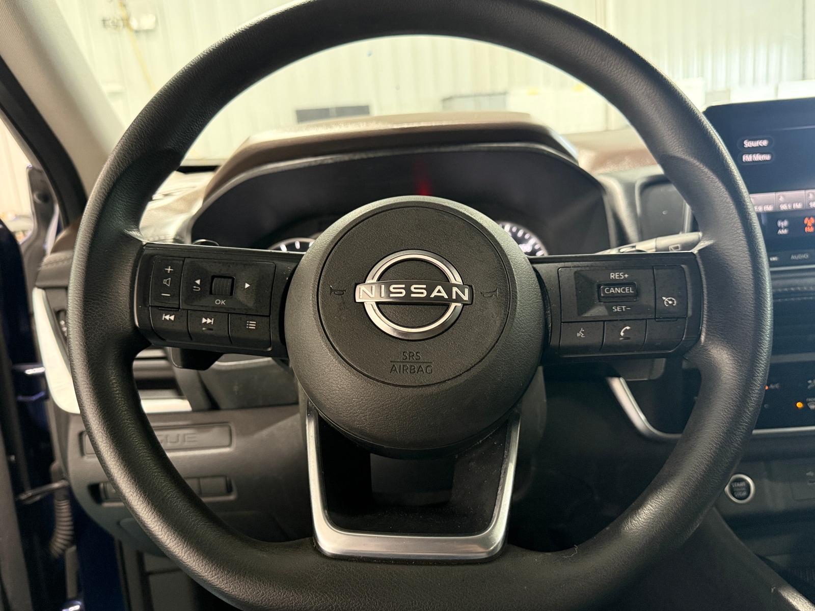 Thumbnail: 2023 Nissan Rogue - 5