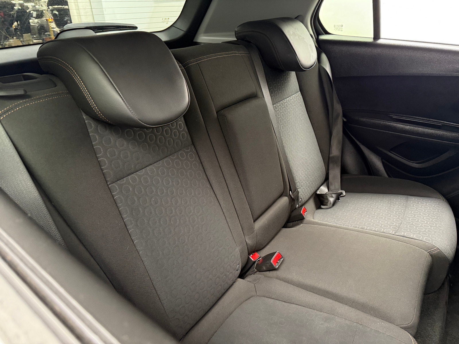 Thumbnail: 2021 Chevrolet Trax - 6