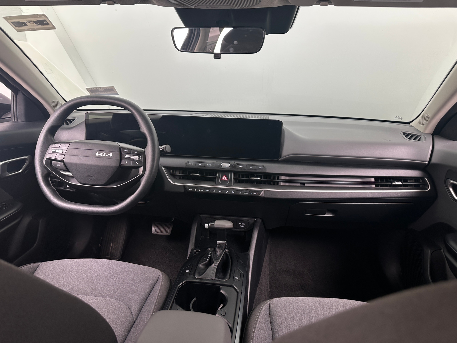 Thumbnail: 2025 Kia K4 - 3