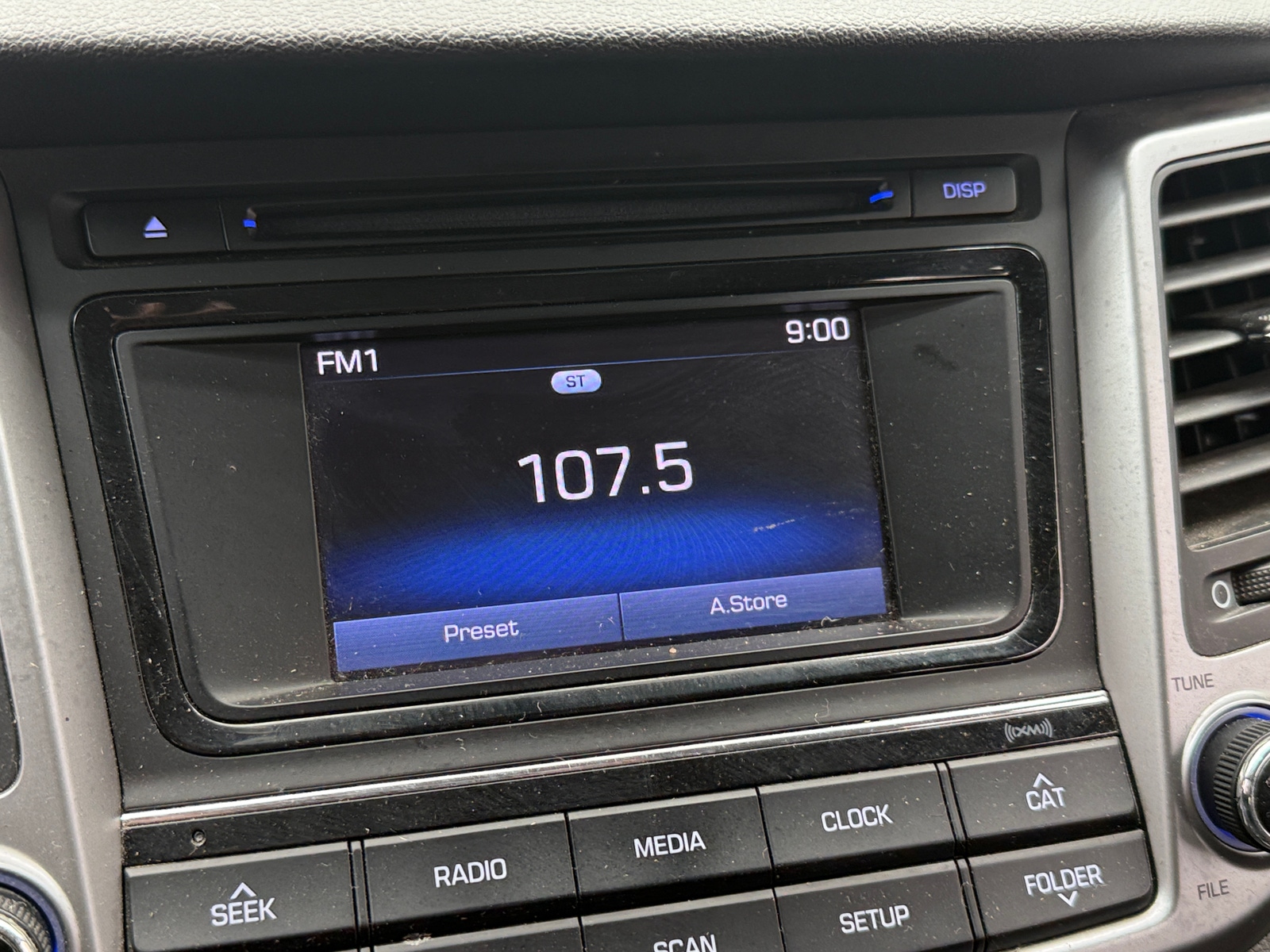 Thumbnail: 2017 Hyundai Tucson - 4