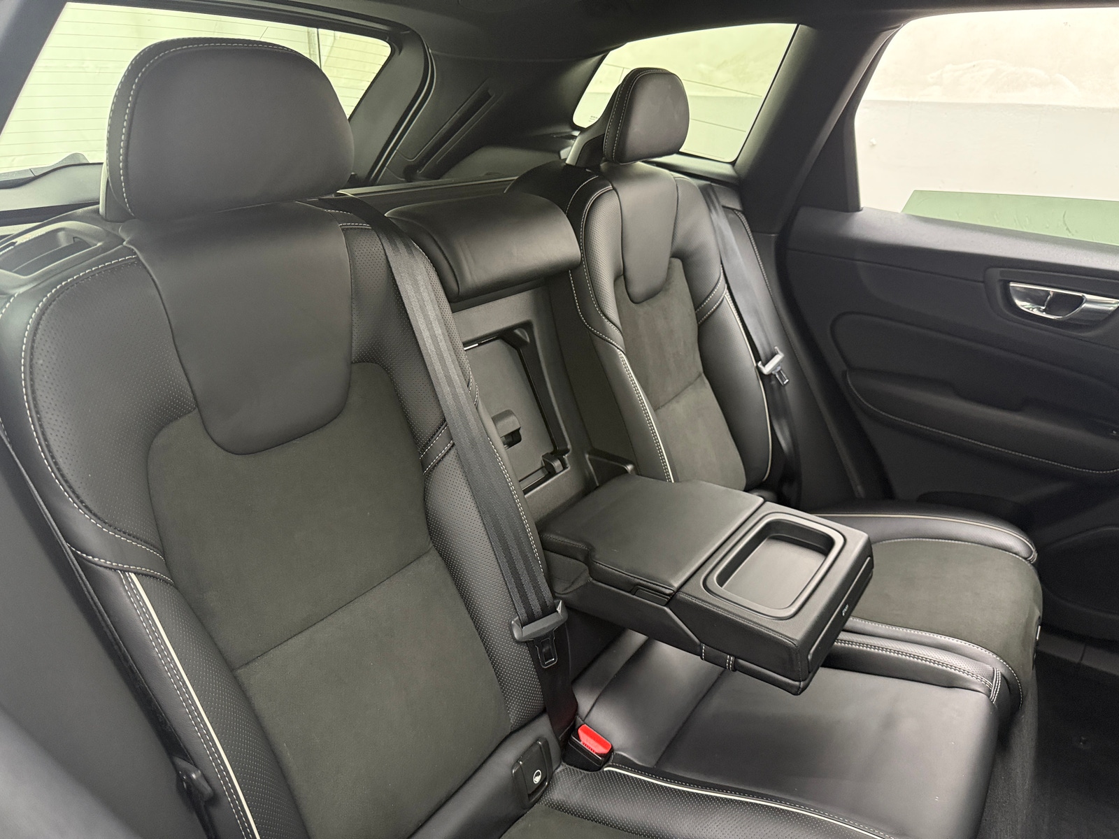 Thumbnail: 2019 Volvo XC60 - 5