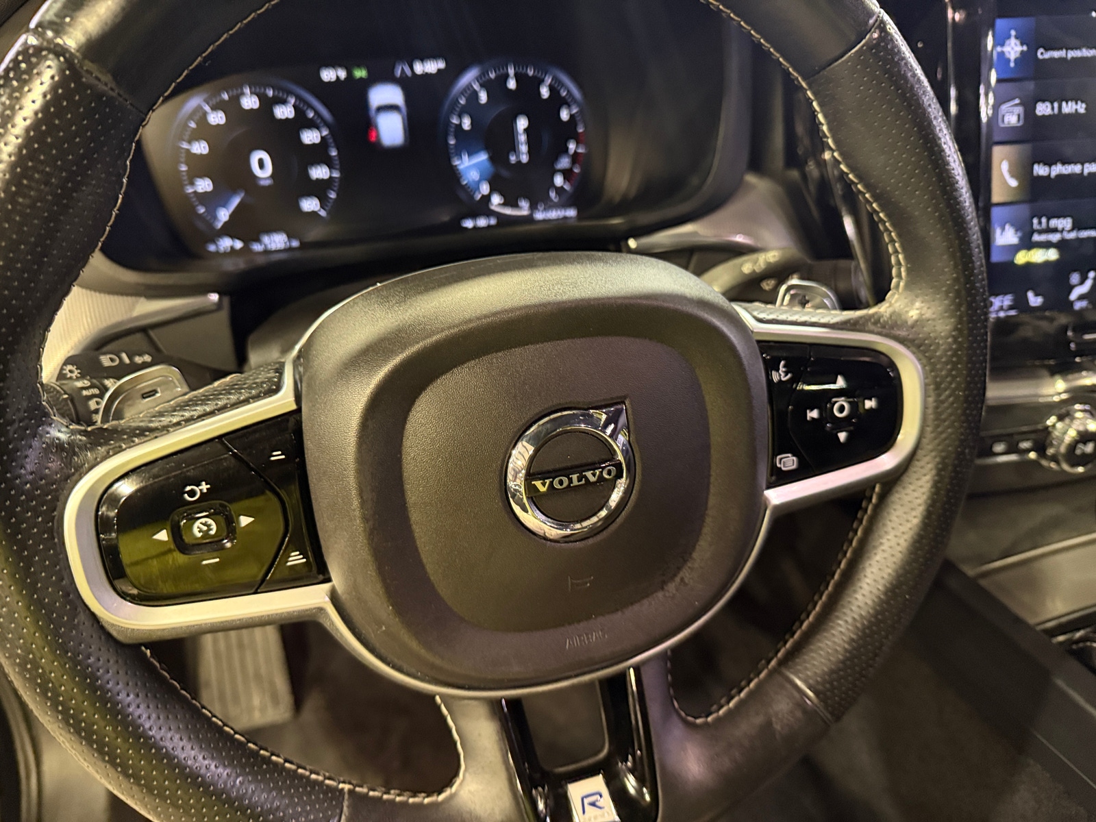 Thumbnail: 2019 Volvo XC60 - 4