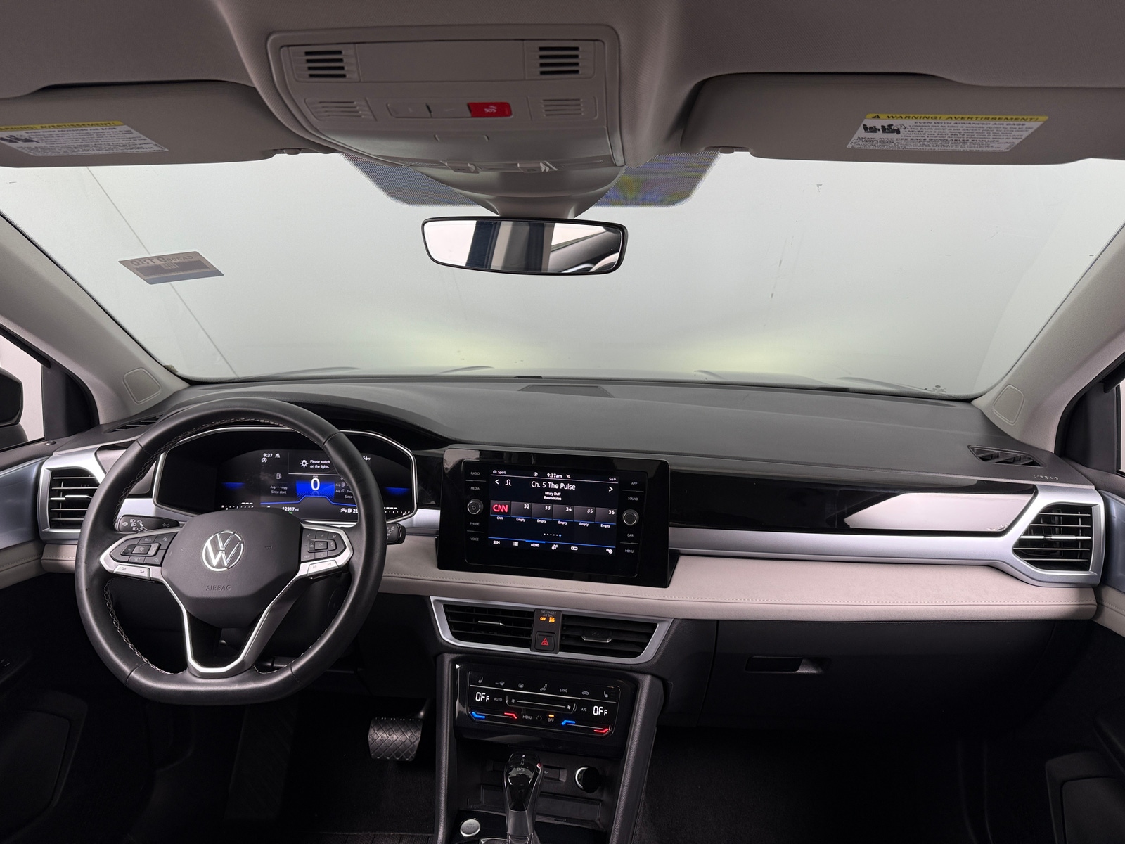 Thumbnail: 2025 Volkswagen Taos - 2