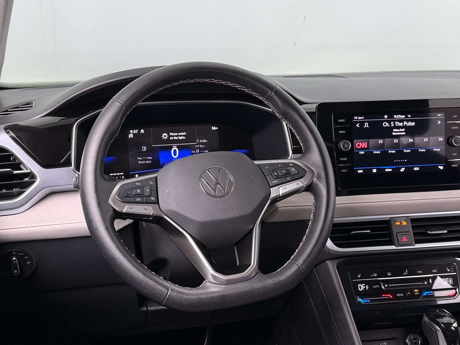 Thumbnail: 2025 Volkswagen Taos - 4