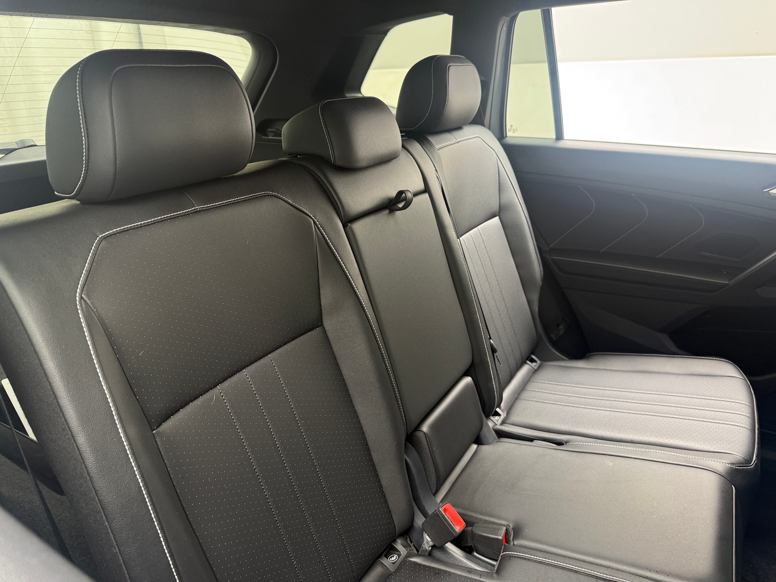 Thumbnail: 2024 Volkswagen Tiguan - 5