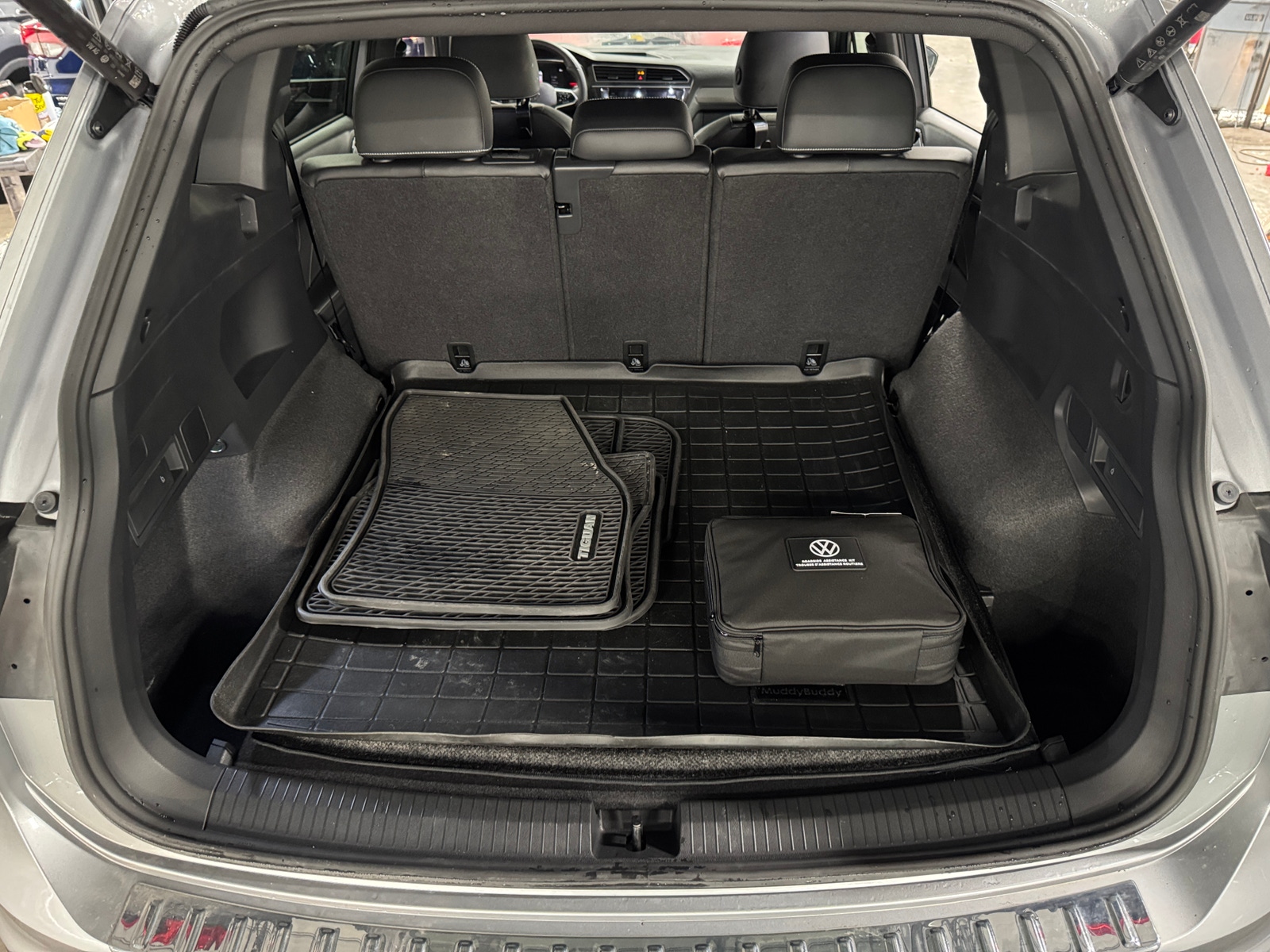 Thumbnail: 2024 Volkswagen Tiguan - 6