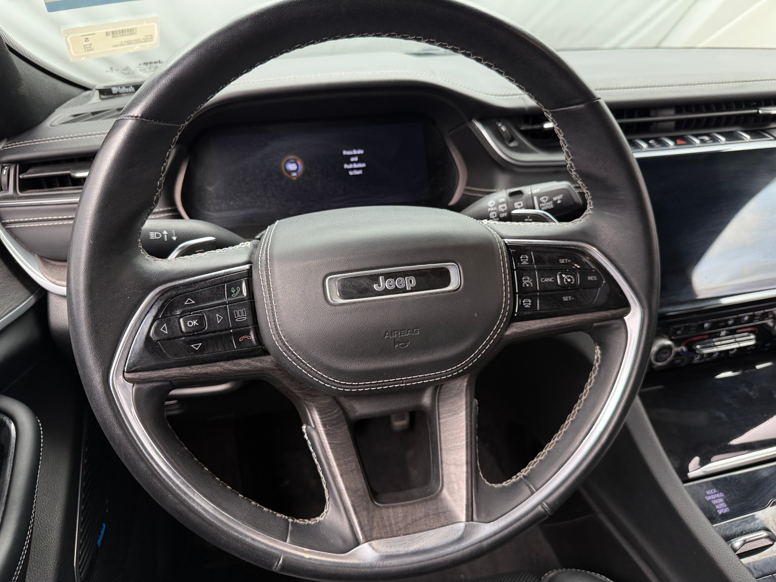 Thumbnail: 2021 Jeep Grand Cherokee L - 4