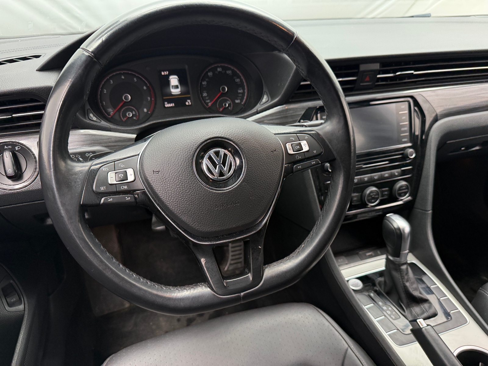 Thumbnail: 2021 Volkswagen Passat - 4