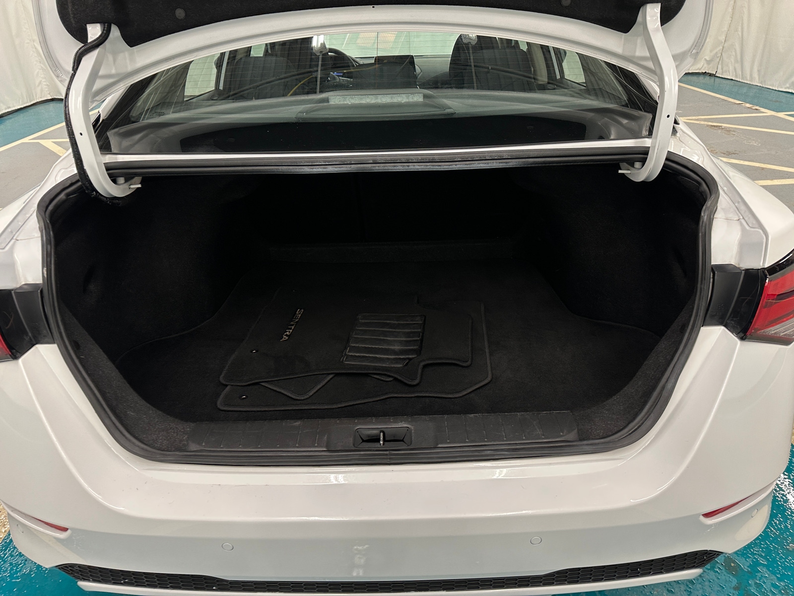 Thumbnail: 2024 Nissan Sentra - 7