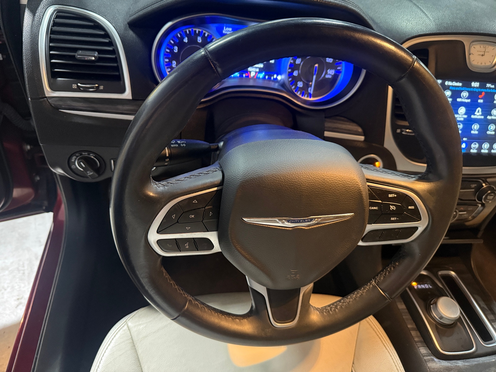 Thumbnail: 2018 Chrysler 300 - 5