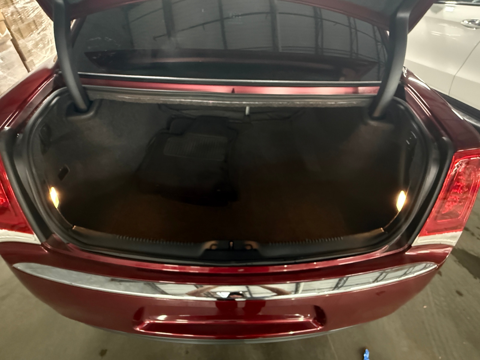 Thumbnail: 2018 Chrysler 300 - 7