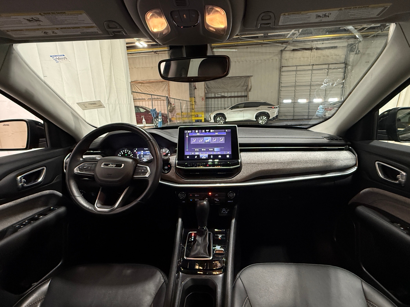 Thumbnail: 2022 Jeep Compass - 2