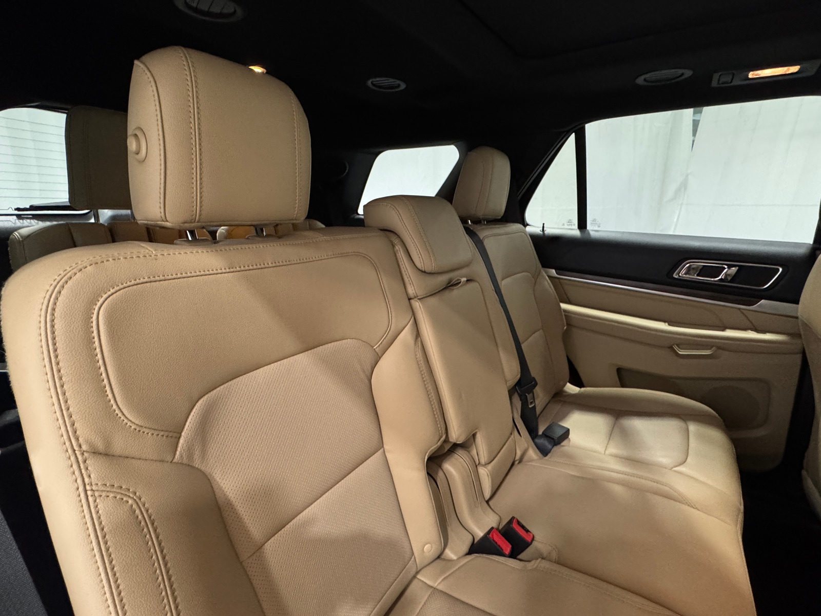 Thumbnail: 2016 Ford Explorer - 5