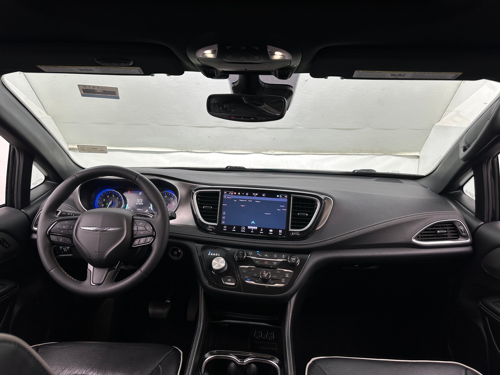 Thumbnail: 2022 Chrysler Pacifica - 2